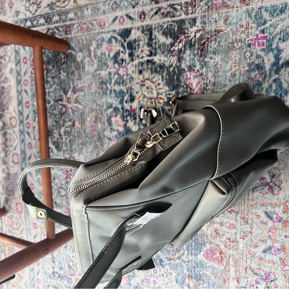 NWT Francesca‘s Green Backpack - Picture 5 of 5